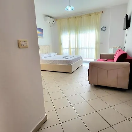 Marina Lungomare And Car On Demand Wlora