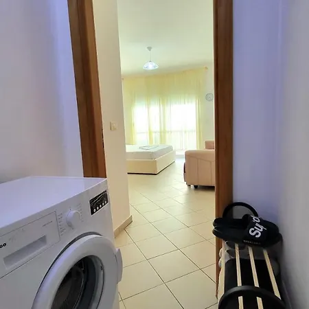 Marina Lungomare Apartment *